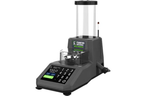 Steuere dein Reloading mit dem Frankford Arsenal Intellidropper 2.0, der präzise, konsistente Ladungen liefert und für Geschwindigkeit und Benutzerfreundlichkeit entwickelt wurde.