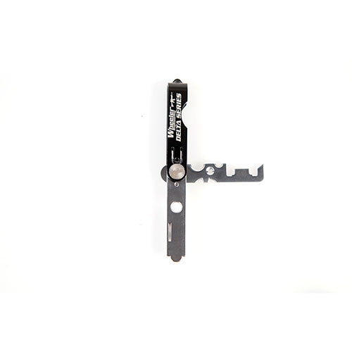 Bereinige Kohlenstoffablagerungen mit dem Wheeler AR Carbon Multi-Scraper! 🛠️ Kompakt und effektiv für dein nächstes Schießen.