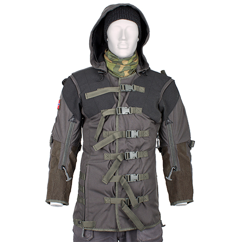 Entdecke die ULFHEDNAR Schießjacke PRS in Größe S! Ideal für PRS Schützen 🎯 mit Kompressionsriemen und Kevlar-Besätzen. Optimaler Halt beim Schießen!