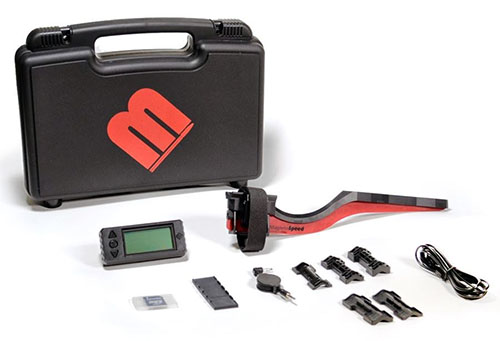 Das MagnetoSpeed V3 Ballistik-Chronographen-Kit passt auf Läufe und Schalldämpfer von 1/2 bis 2 Zoll Durchmesser und bietet mehr Platz für längere Mündungsbremsen.