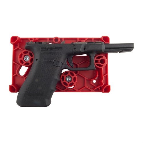 Entdecke den POLYMER ARMORER'S BLOCK von Apex! 🔧 Perfekt für M&P und Glock, mit praktischen Funktionen für einfache Wartung.
