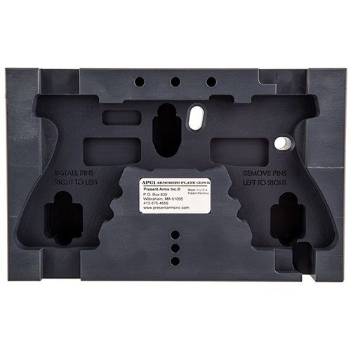 Entdecke die Present Arms Armorer’s Plate für Glock! Ideal für Waffenmeister und Militär. 🛠️ Ergonomisch und vielseitig für optimale Wartung.
