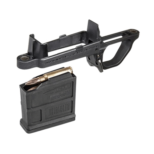 Erlebe die einfache Montage des HUNTER 700 Magazin Well für dein Remington 700. 🛠️ Perfekt für abnehmbare Kastenmagazine und AICS-Muster!