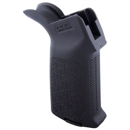 Erlebe den AR-15 MOE Grip von Magpul! 🖤 Robuste Konstruktion für sicheren Halt und Komfort beim Schießen. Jetzt entdecken!