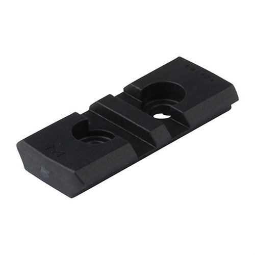 Entdecke die Magpul RVG M-LOK Adapter Rail 🛠️ für eine einfache Montage an M-LOK-kompatiblen Handgriffen. Hochwertiges Polymer, 2 Slots, 1,9".