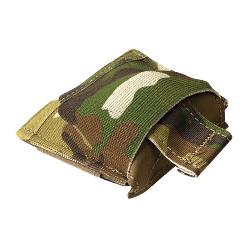 Entdecke die kompakte Ten-Speed Dump Pouch von Blue Force Gear! 🏞️ Sie fasst bis zu 10 AR-15 Magazine und ist ideal für dein Zubehör.