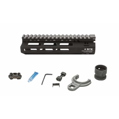 Entdecke den AR-15 BCMGUNFIGHTER MCMR HANDGUARD 🛡️ mit M-LOK für optimale Montage und Präzision. Leicht, robust und perfekt für dein Gewehr!
