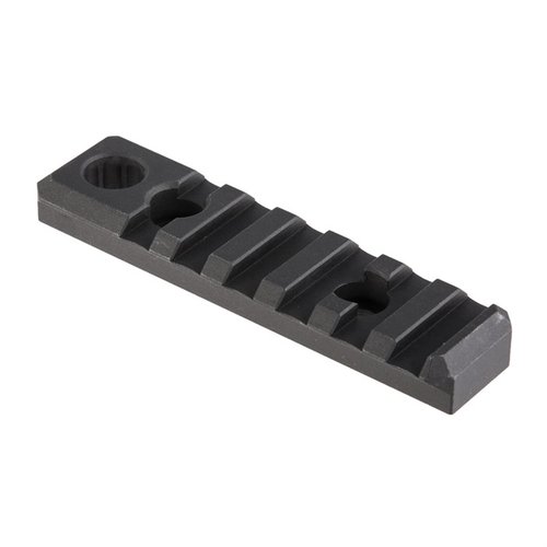 Erweitere dein Präzisionsgewehr mit der 10/22™ TITAN MINI PICATINNY RAIL! 🚀 Leicht, robust und perfekt für Zubehör. Schnelle Installation!