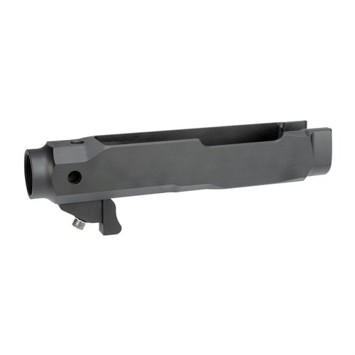 Entdecke das Ruger 10/22® Takedown Chassis in Schwarz von Midwest Industries! 🛠️ Leicht, robust und einfach zu installieren – ideal für dein Gewehr!