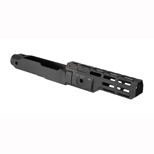 Entdecke das RUGER 10/22® Chassis von Midwest Industries! 🛠️ Leicht, robust und perfekt für dein Ruger® 10/22® - jetzt anpassen!