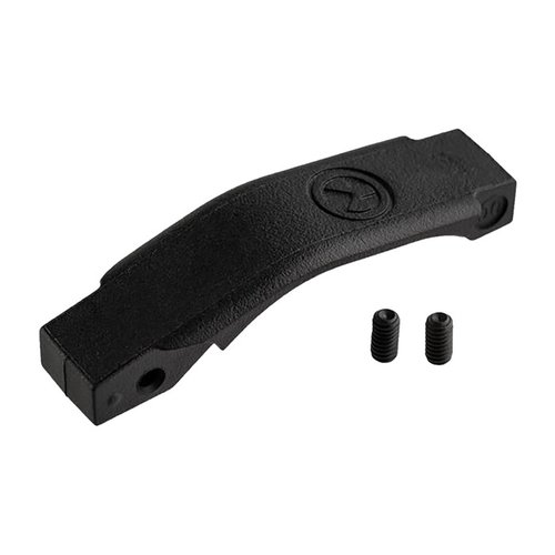 Upgrade deinen AR-15 mit dem MOE Enhanced Trigger Guard von Magpul! 🔧 Einfach zu installieren und perfekt für kalte Bedingungen.