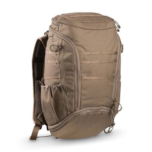 Entdecke den Eberlestock Little Trick Pack 🎒 in Dry Earth! Perfekt für die Aufbewahrung von Waffen und mehr. Flexibel, geräumig und praktisch!