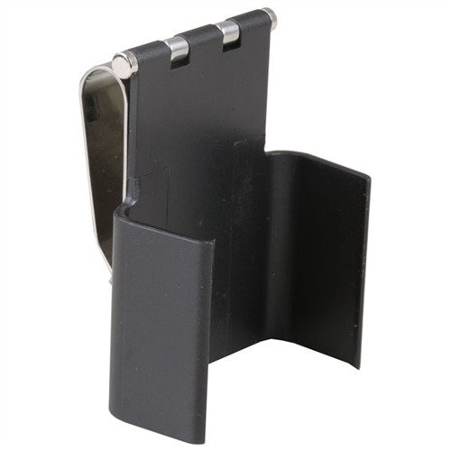 Trage deinen CED7000 bequem mit dem strapazierfähigen Belt Clip 🎯 von Competitive Edge Dynamics. Ideal für Wettkämpfe und Training!