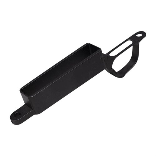 Entdecke das abnehmbare Bottom Metal für Remington 700. Schnellladen mit AICS-Magazinen und praktischem Magazinfreigabemechanismus. 🔥