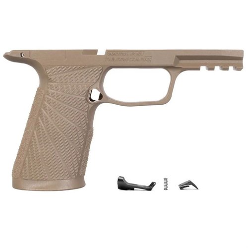 Verbessere dein Schießerlebnis mit dem Wilson Combat P365 XMacro Griffmodul! 🌟 Genieß verbesserten Halt und Rückstoßkontrolle in Tan.