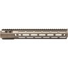 Der MOD 4 Handguard von Aero Precision bietet robuste 6061-T6 Aluminium-Konstruktion, M-LOK™ Schnittstelle und verstärkte QD-Sockets für maximale Anpassung und Stabilität.