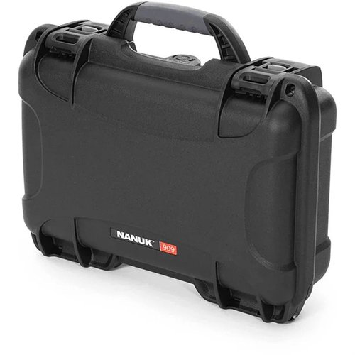 Die NANUK 909 Hard Case bietet ultimativen Schutz für deine Ausrüstung mit wasserdichtem Design, leichtem NK-7 Harz und einem langlebigen, sicheren Verschlusssystem.