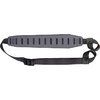 Die QUAKE CLAW 2.0 Slip-On Shotgun Sling bietet einen leichten, rutschfesten Polster, der den Komfort erhöht und kein Sling Swivel Stud benötigt.