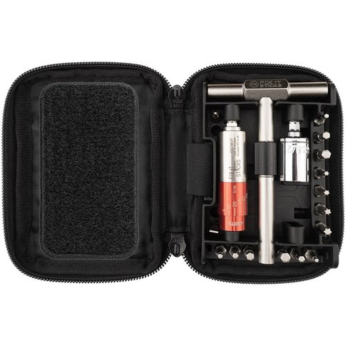 Mit dem FIX IT STICKS "THE SUPER" ALL-IN-ONE TOOL KIT hast du alles, um präzise zu arbeiten – kompakt, leicht und vielseitig für alle deine Waffenbedürfnisse.