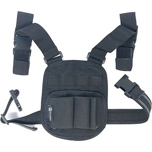 Die TAC-HAMMER Triple Mag Pouch bietet schnellen Zugriff auf deine Ruger 10/22® Magazine, mit komfortablem Design und sicherem Halt für alle Magazine.