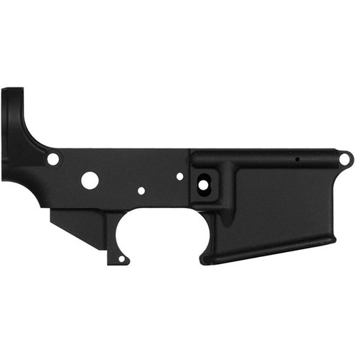 Der CMMG MK4 AR15 Stripped Lower Receiver aus robustem 7075 T6 Aluminium bietet eine präzise Basis für dein nächstes AR-15 Projekt in edlem Armor Black Cerakote.