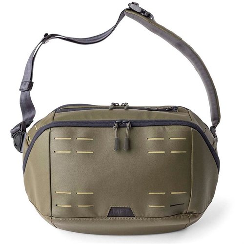 Die ACHRO™ 10L EDC Sling Bag bietet einen diskreten Waffenspeicher, komfortable Polsterung und vielseitige Organisationsmöglichkeiten für deinen Alltag.