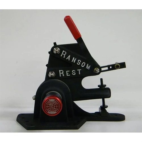 Der Ransom MASTER SERIES PISTOL REST bietet präzise, wiederholbare Tests für Handfeuerwaffen und Munition, indem er die menschliche Hand nachahmt.