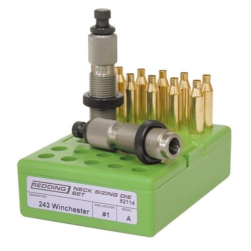 Entdecke die Redding Neck Sizing Die Sets für 243 Winchester. 🛠️ Perfekt für präzises Nachladen und optimale Ergebnisse! Jetzt informieren!