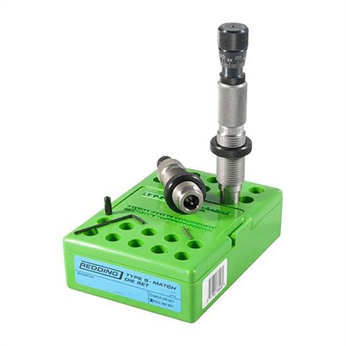 Entdecke das Redding 7mm Remington Magnum Bushing Full Die Set! 🔧 Präzise Längsvermessung und exakte Kontrolle für optimale Ergebnisse.