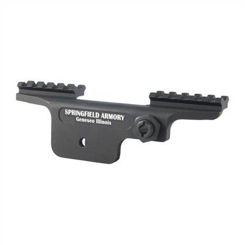 Entdecke die SCOPE MOUNT aus Aluminium für dein M1A von Springfield Armory! 🛠️ Perfekt für präzises Schießen und langlebig in mattem Schwarz.